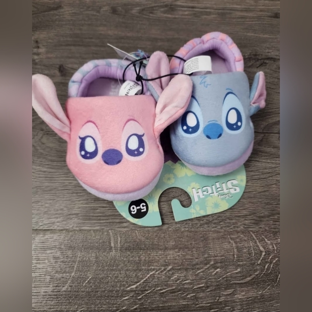 Disney Pink and Blue Stitch Kids Toddler Slippers Size 5-6 NWT